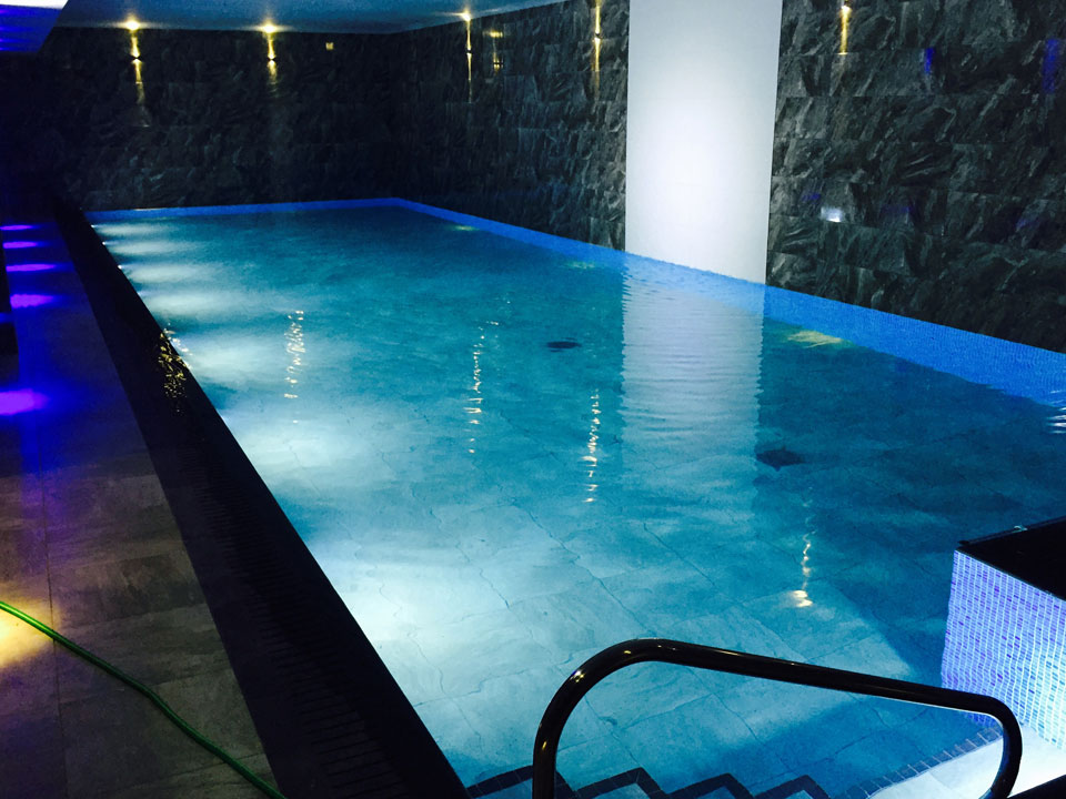 offsite Pool